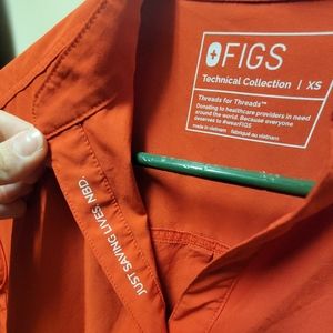 Figs Rafaela scrub top